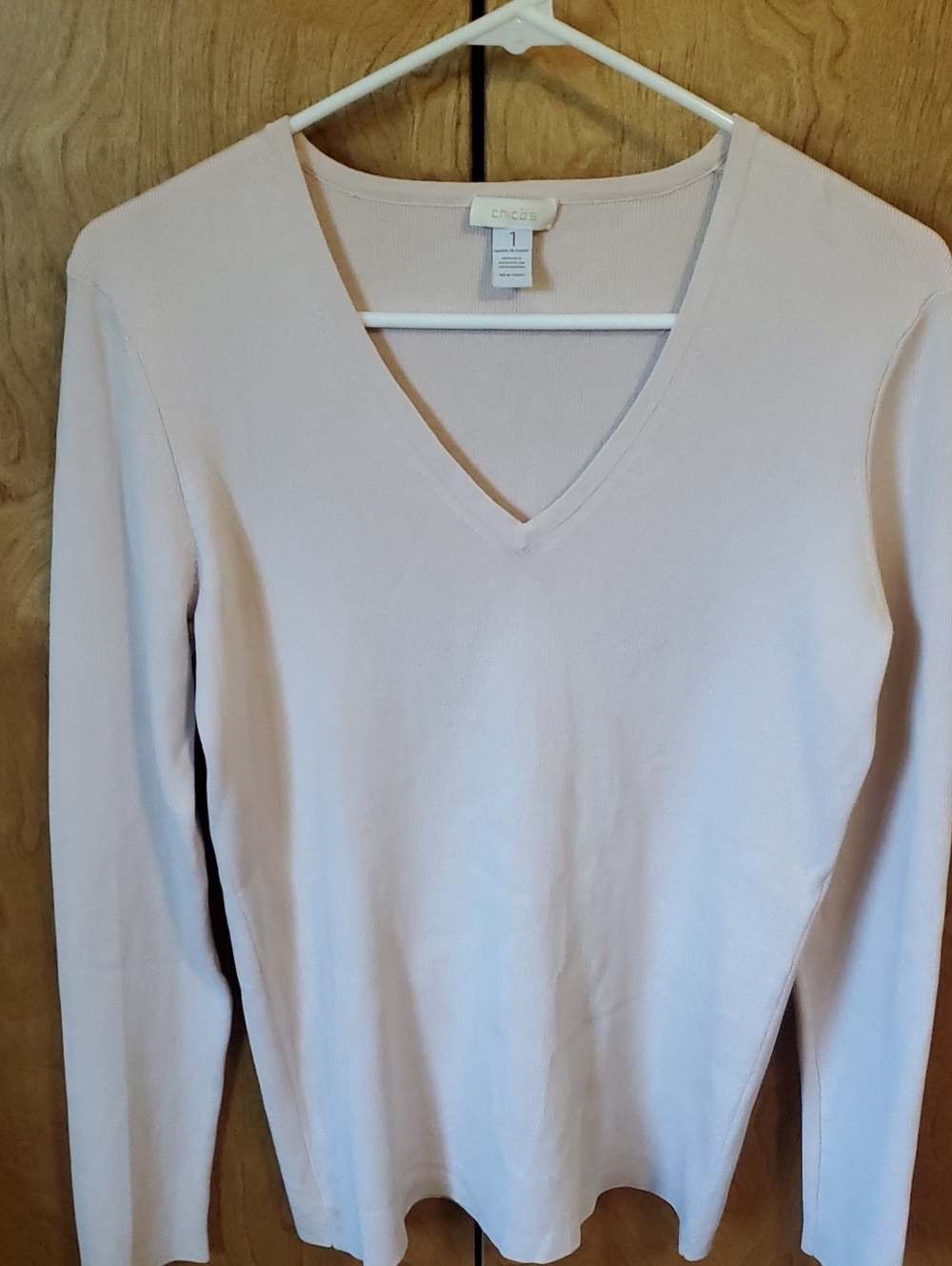 Chico's Vintage Pale Pink/Light Mauve V-Neck Long Sleeve Sweater Size 1